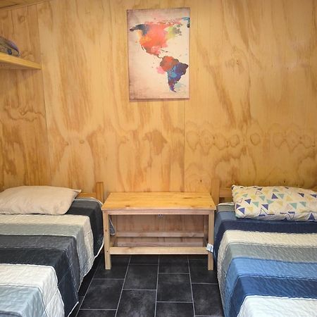 Isla Yu Backpacker Hostel Puerto Natales Kültér fotó